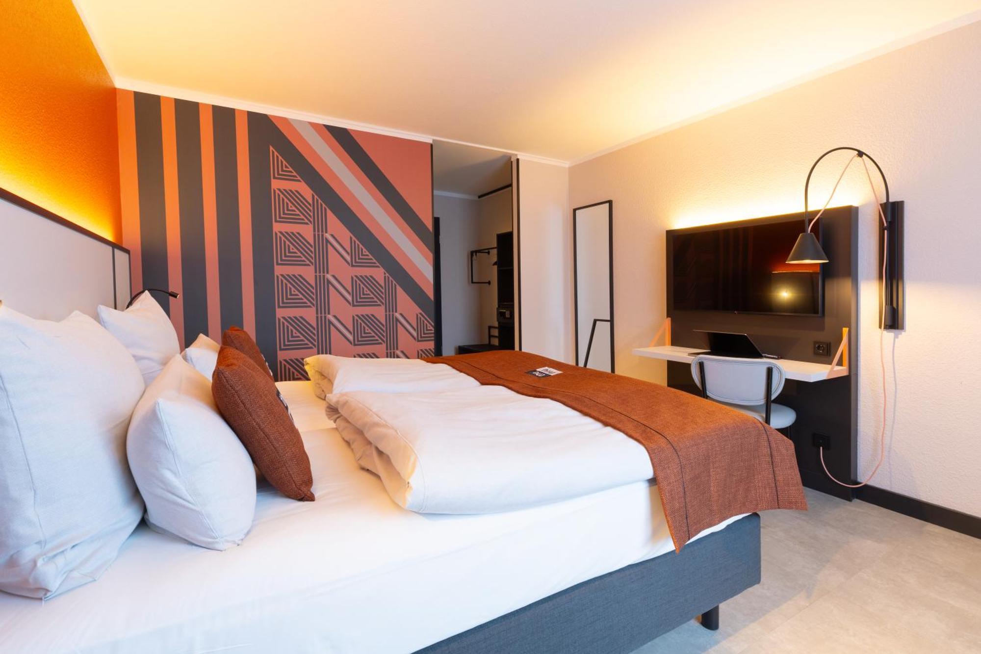 โนวุม โฮเทล โซลิงเงินซิตี้ Hotel โซลิงเงน ภายนอก รูปภาพ