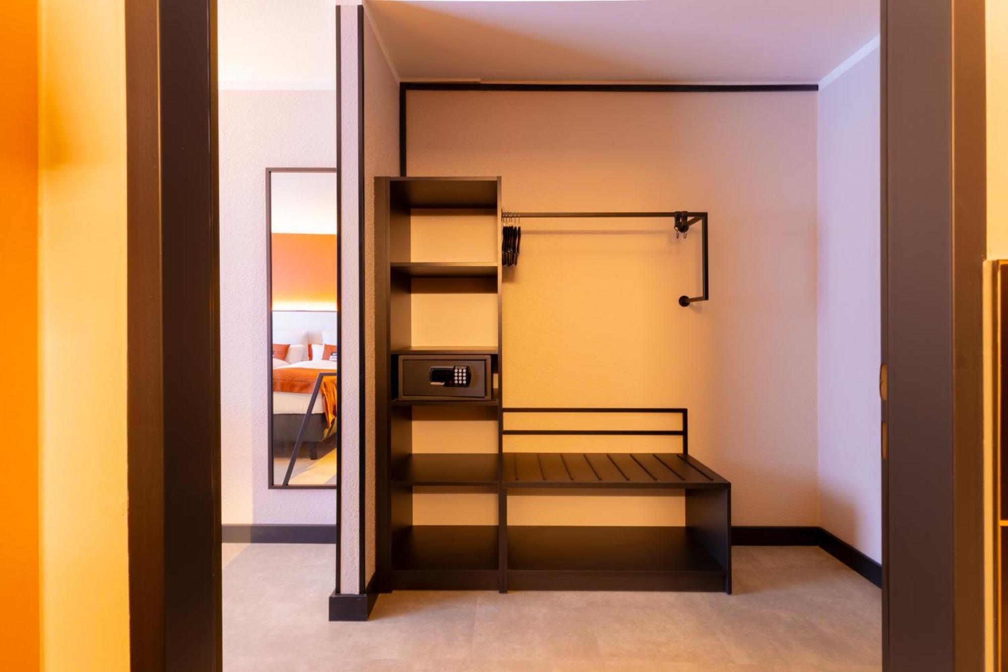 โนวุม โฮเทล โซลิงเงินซิตี้ Hotel โซลิงเงน ภายนอก รูปภาพ