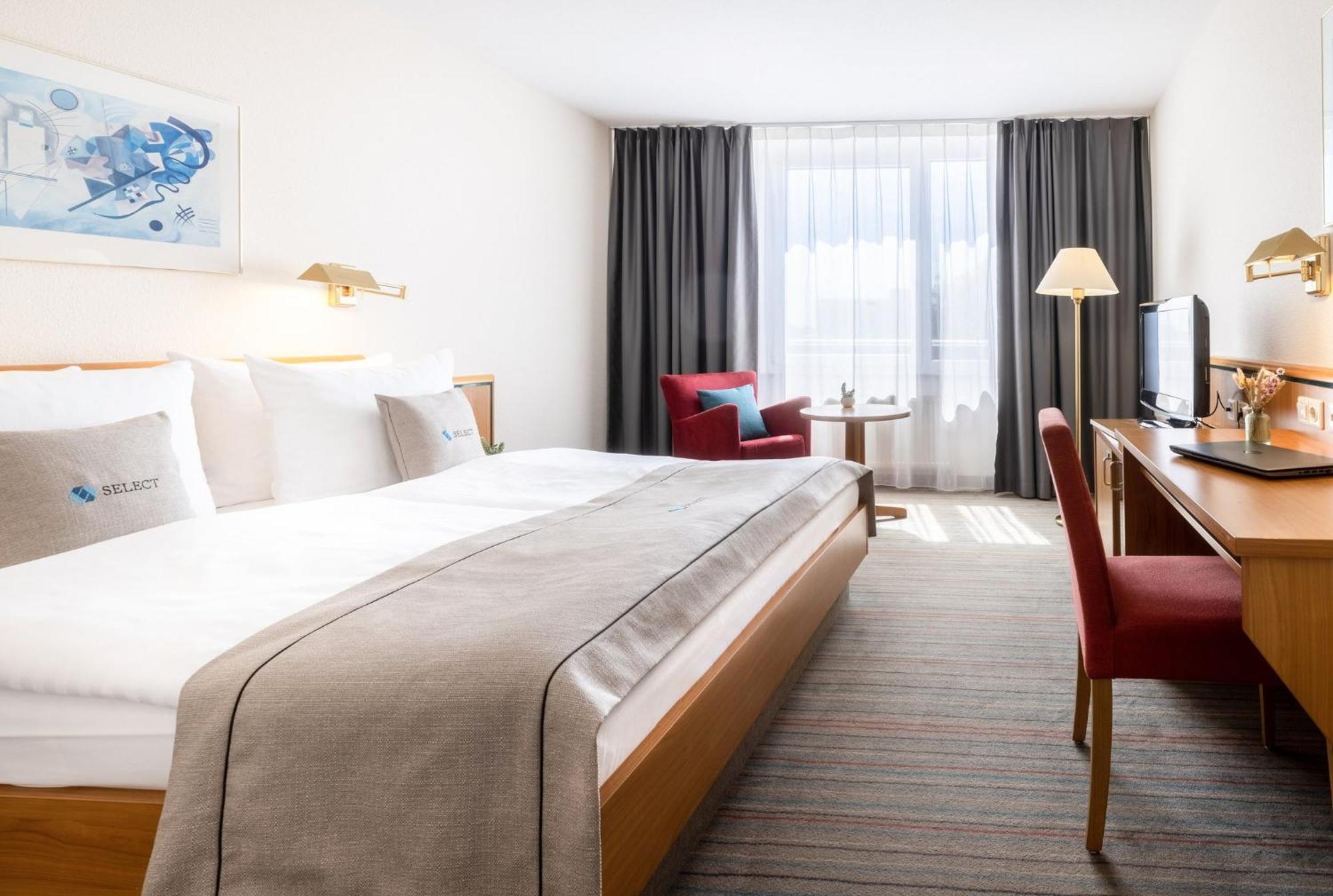 โนวุม โฮเทล โซลิงเงินซิตี้ Hotel โซลิงเงน ภายนอก รูปภาพ